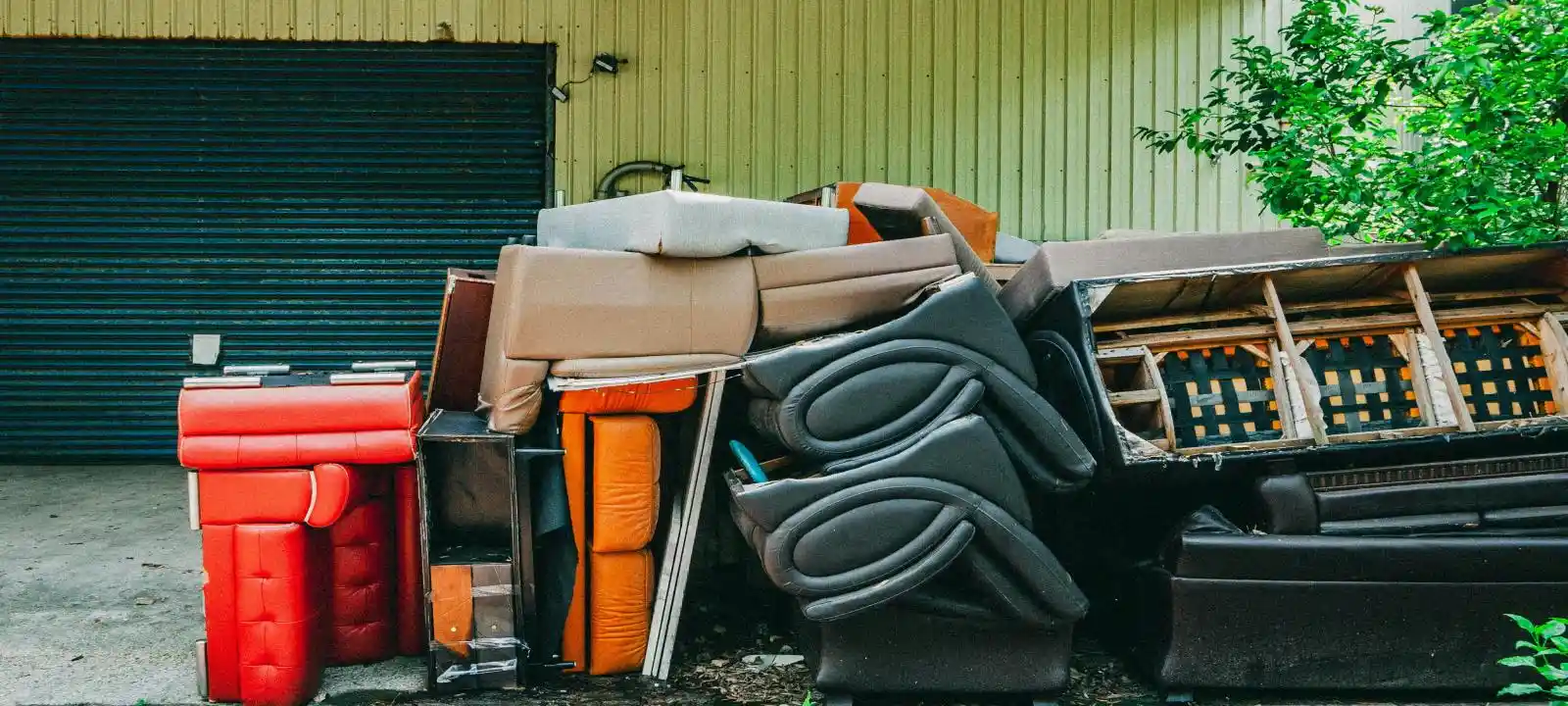 A large pile of waste  needs a big skip bin in the Wollongong area.